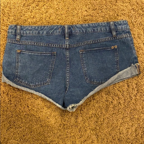 Free People Jean Short - Picture 3 of 3